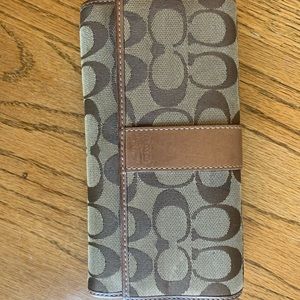 Coach wallet